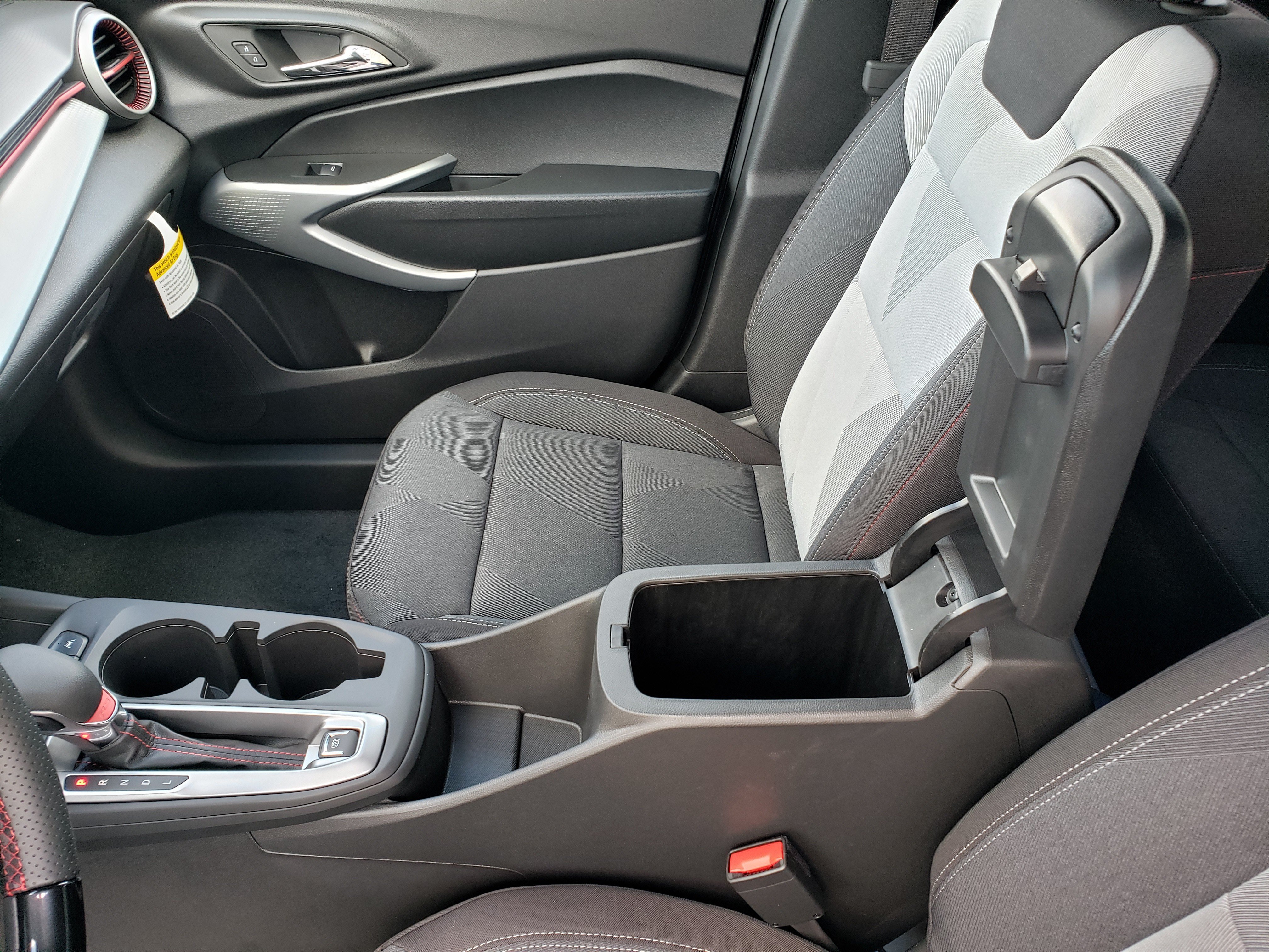 New 2026 Chevrolet Trax RS w/ Driver Confidence Package FWD image 27