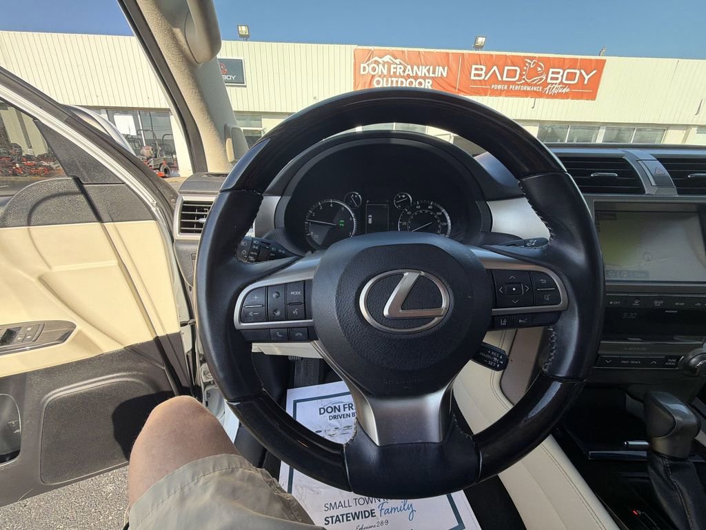 Used 2020 Lexus GX 460 Premium AWD/4WD image 14