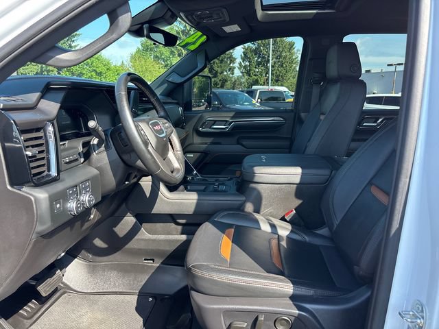 Used 2024 GMC Sierra 2500 AT4 w/ AT4 Premium Plus Package AWD/4WD image 6