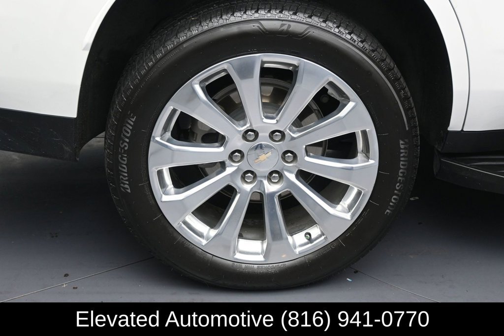 Used 2023 Chevrolet Tahoe Premier w/ Premium Package 2 RWD image 5