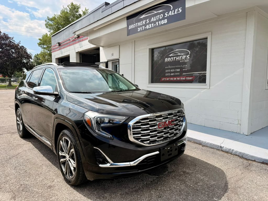 Used 2019 GMC Terrain Denali w/ Advanced Safety Package FWD image 5