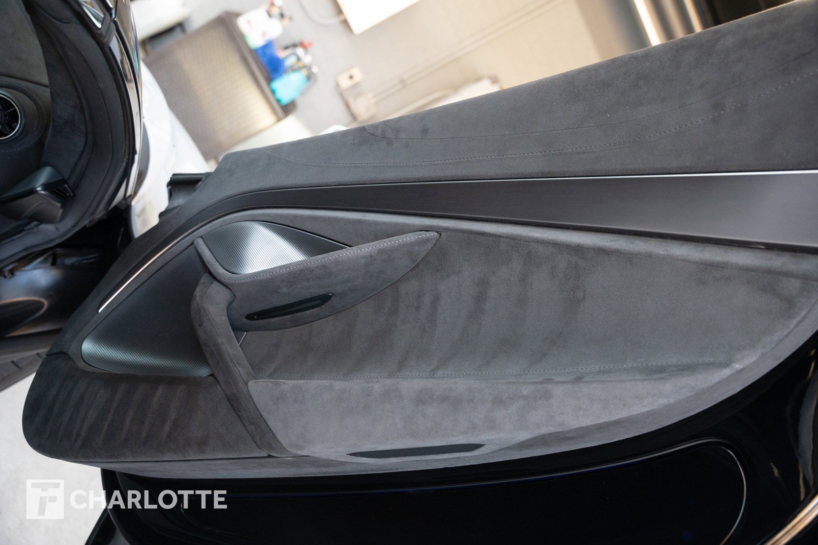 Used 2020 McLaren 720S Spider image 27