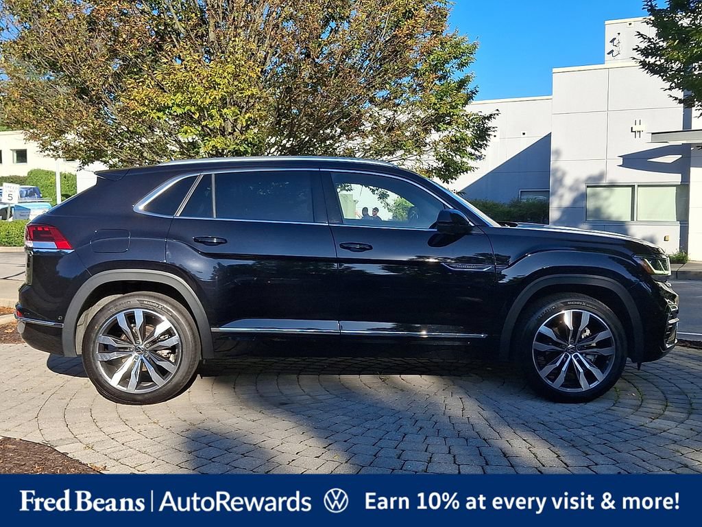 Certified 2023 Volkswagen Atlas Cross Sport SEL Premium R-Line AWD/4WD image 9