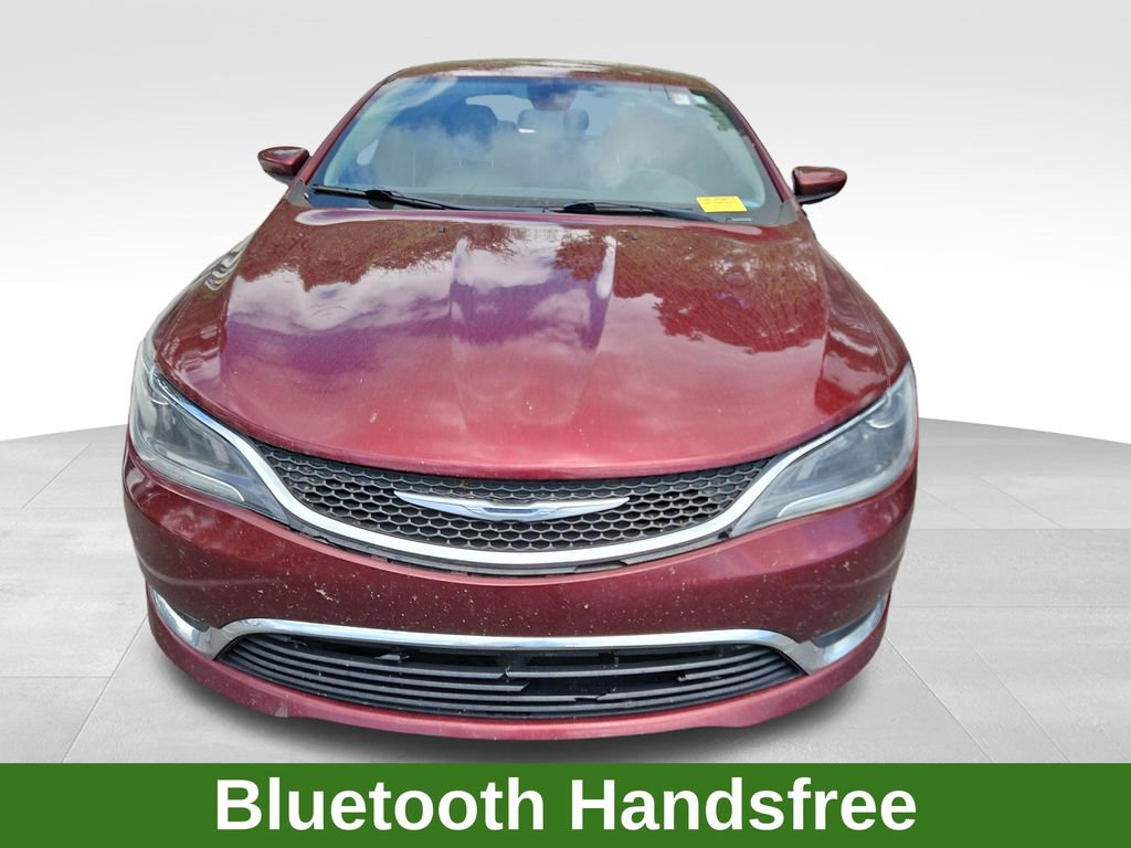 Used 2017 Chrysler 200 Limited Platinum image 2