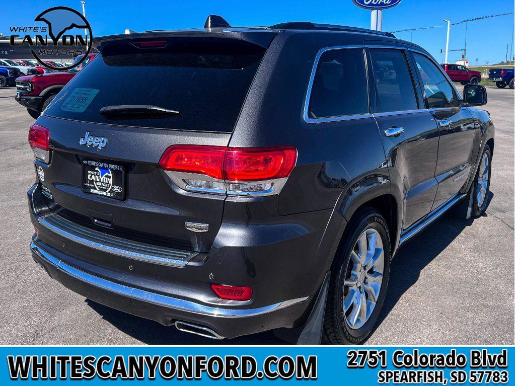 Used 2016 Jeep Grand Cherokee Summit w/ Skid Plate Group AWD/4WD image 11