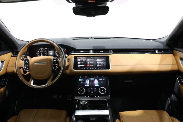 Used 2018 Land Rover Range Rover Velar R-Dynamic HSE AWD/4WD image 13