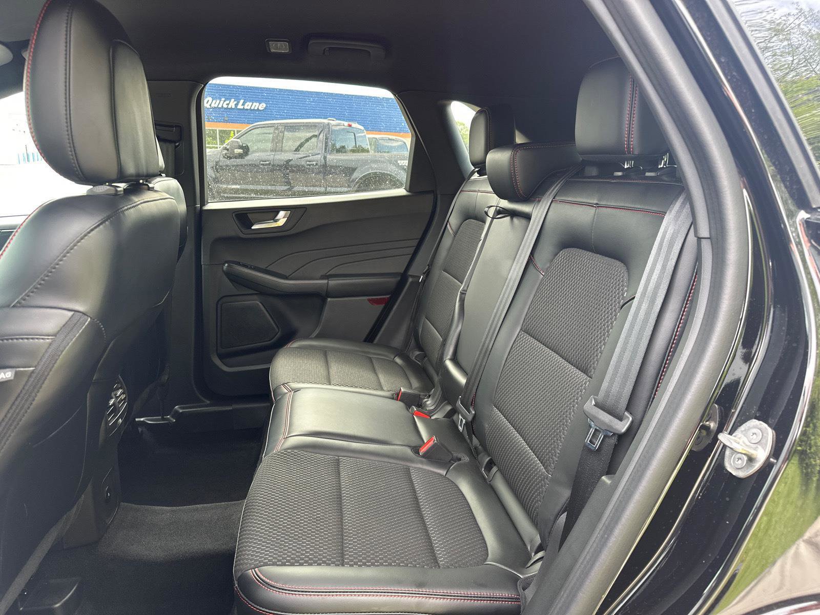 Used 2023 Ford Escape ST-Line w/ Tech Pack #1 FWD image 7