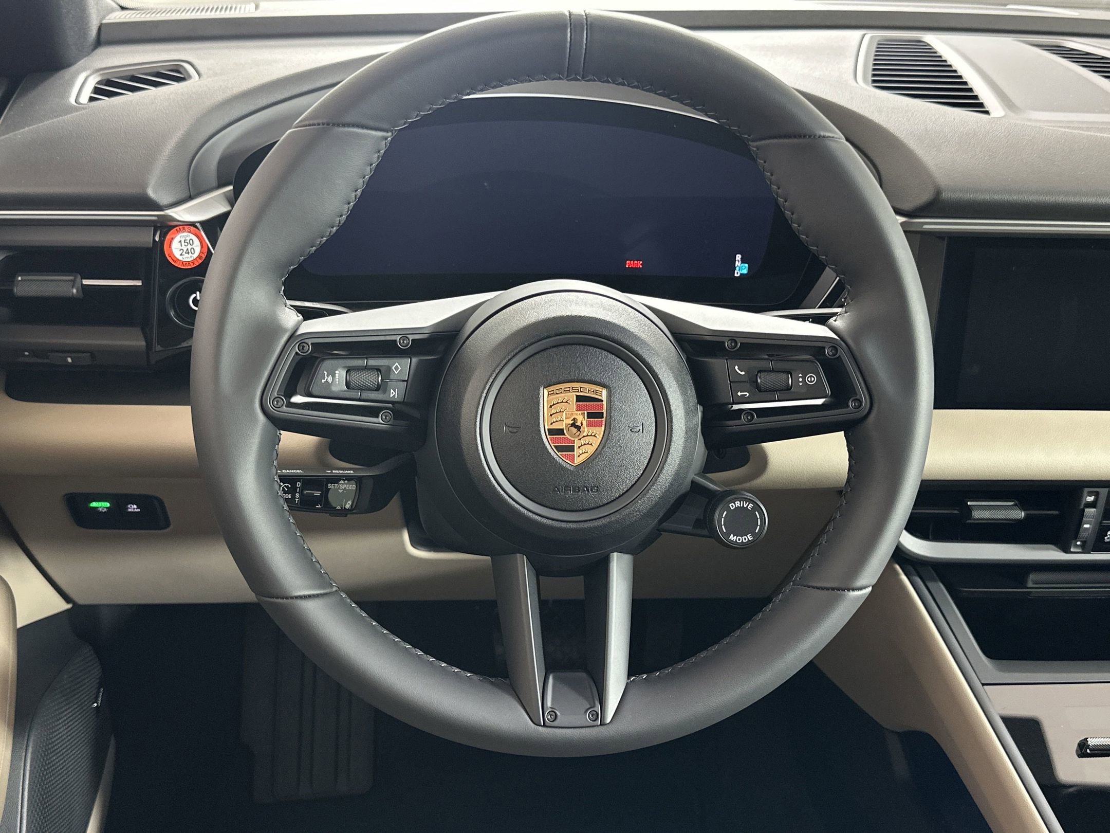 Certified 2025 Porsche Macan 4 Electric image 19