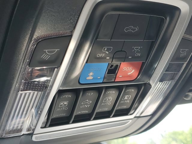 New 2026 RAM 1500 Laramie w/ Sport Appearance Package AWD/4WD image 31