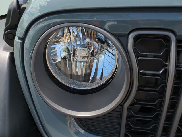 Used 2025 Jeep Wrangler Sport S image 9