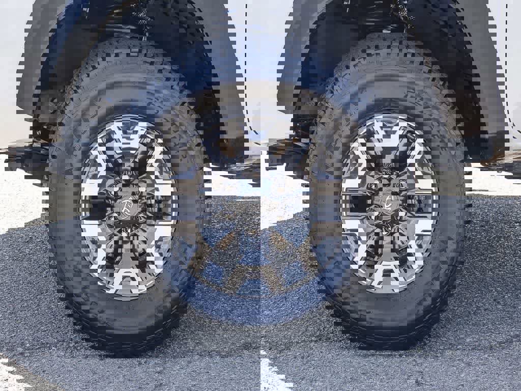 Used 2023 Toyota Tacoma TRD Off-Road w/ Black Out Package (TMS) RWD image 9