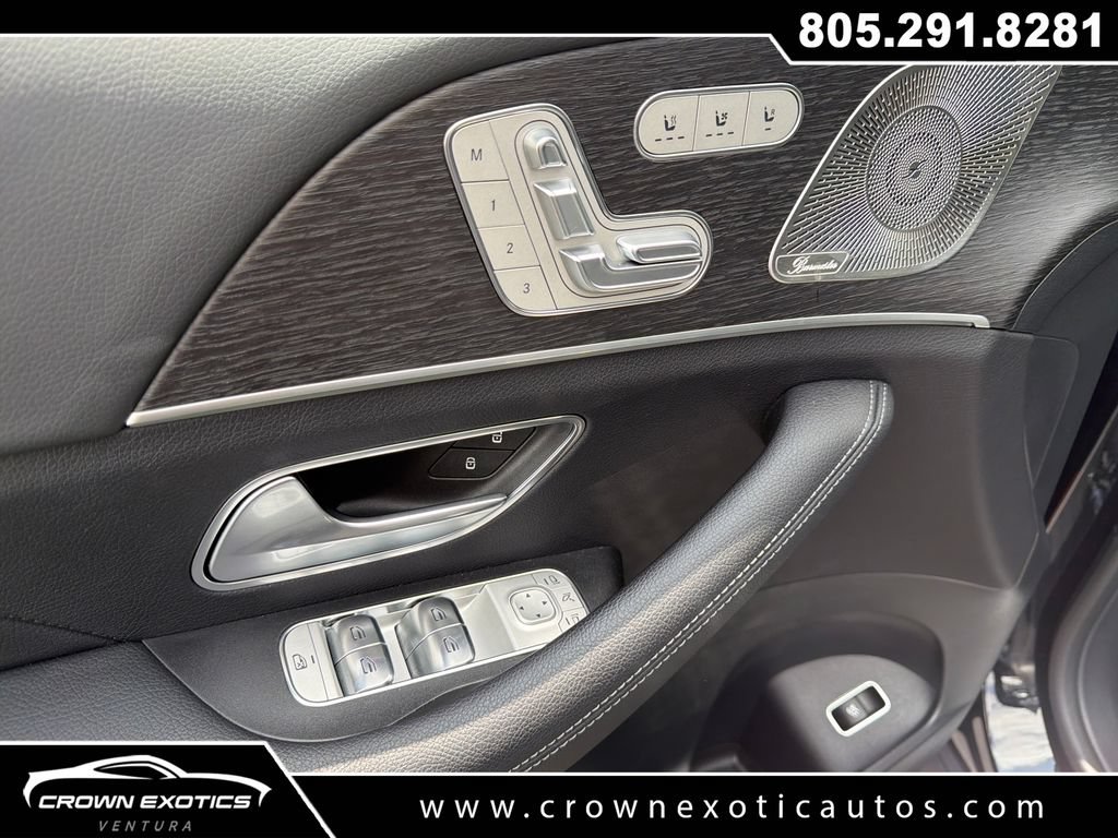 Used 2025 Mercedes-Benz GLS 450 4MATIC image 14