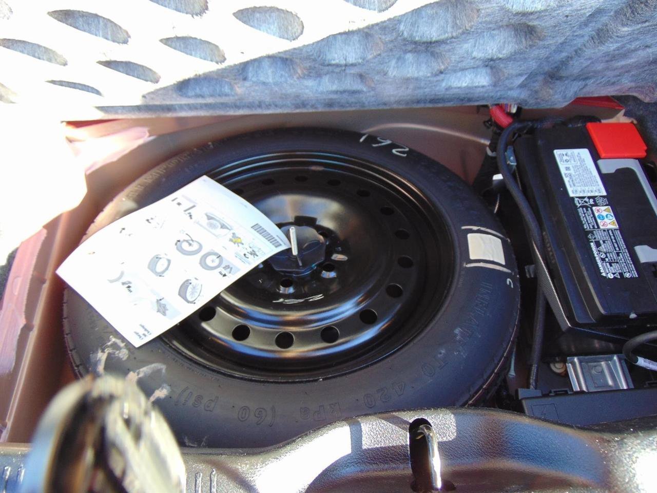 Used 2022 Dodge Charger SXT image 12