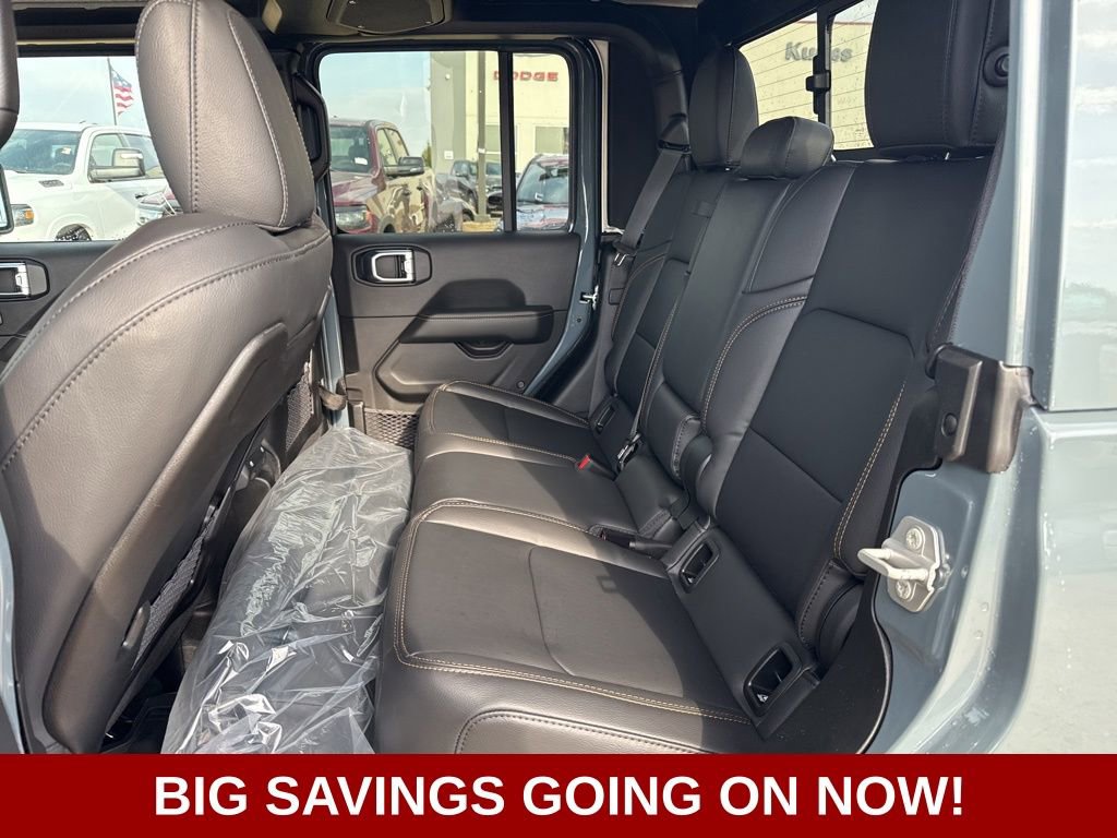 New 2026 Jeep Gladiator Sport AWD/4WD image 22