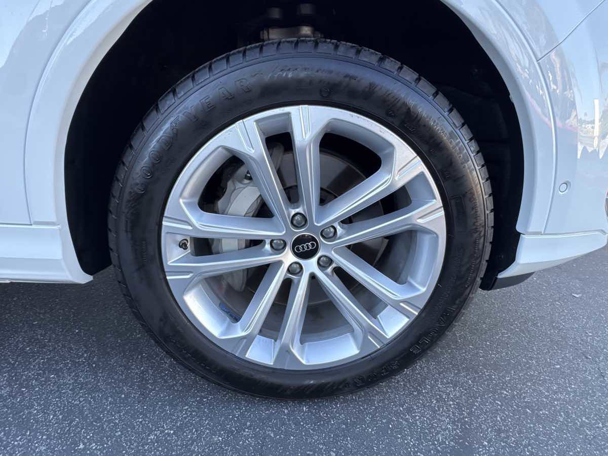 Used 2025 Audi Q7 Premium Plus image 51
