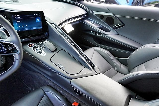 Used 2024 Chevrolet Corvette Stingray Preferred Cpe w/ Stealth Interior Trim Package RWD image 30