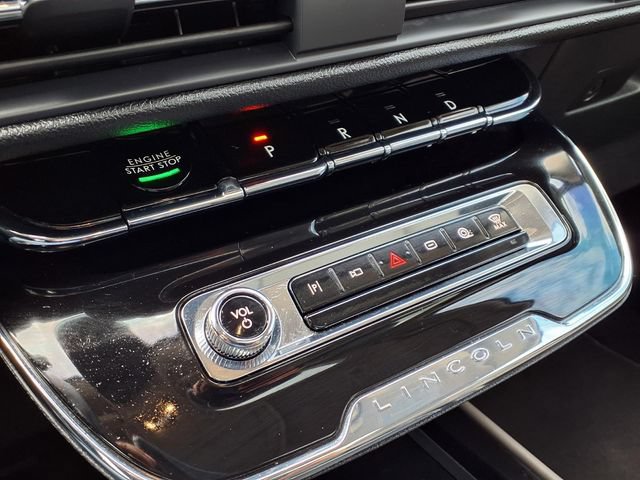 Certified 2024 Lincoln Corsair Grand Touring AWD/4WD image 13