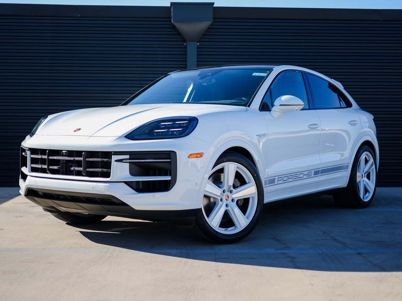 New 2026 Porsche Cayenne E-Hybrid Coupe AWD/4WD image 1