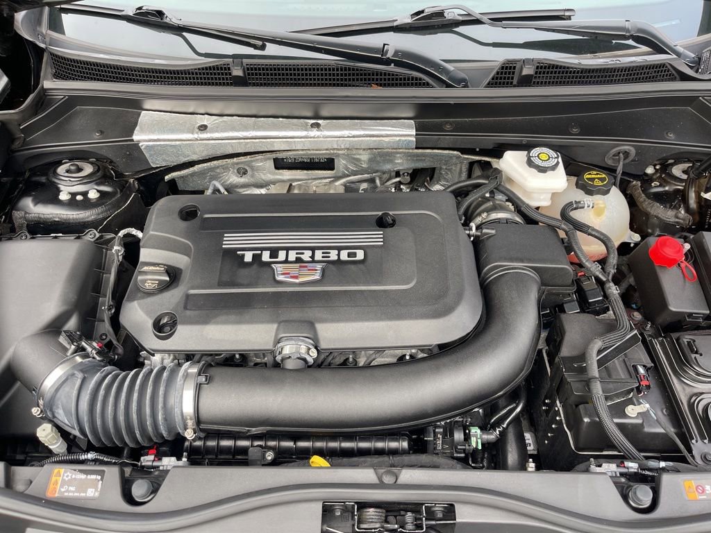 Used 2025 Cadillac XT4 Premium Luxury image 29