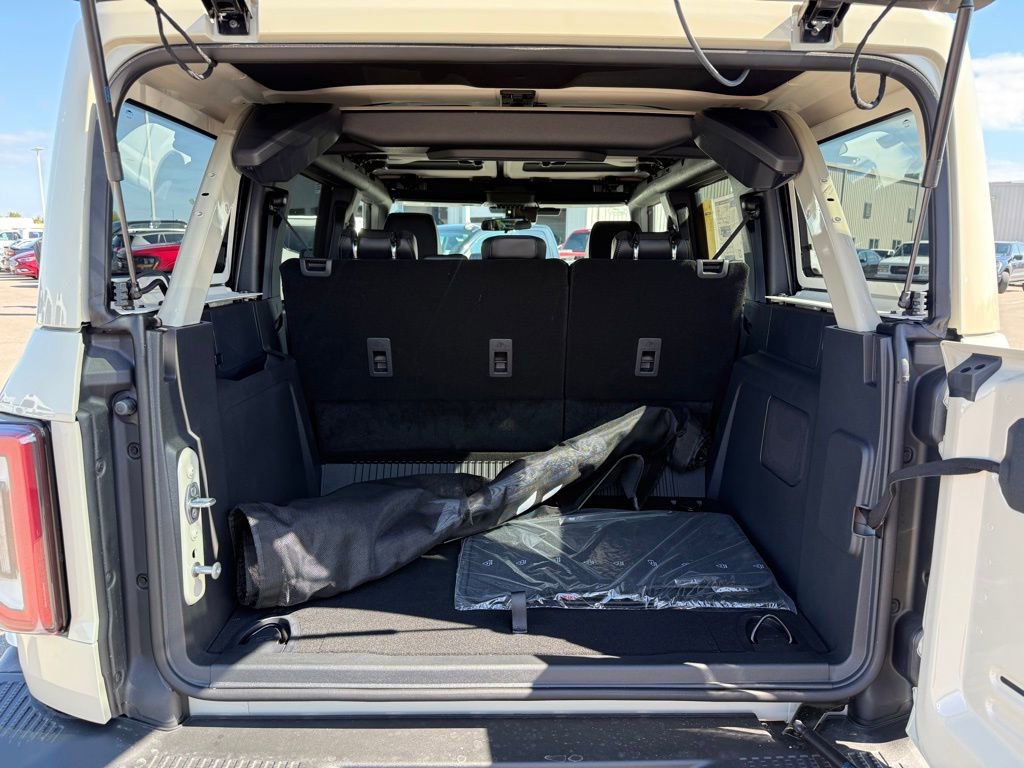 New 2025 Ford Bronco Badlands image 32