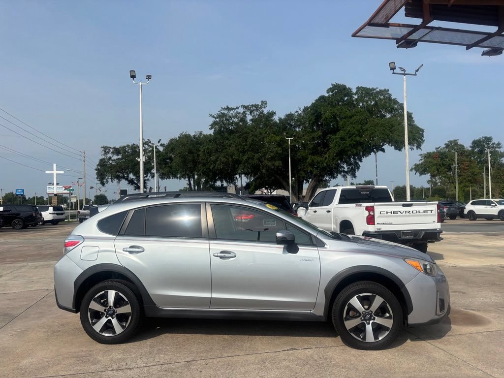 Used 2016 Subaru Crosstrek Touring AWD/4WD image 38