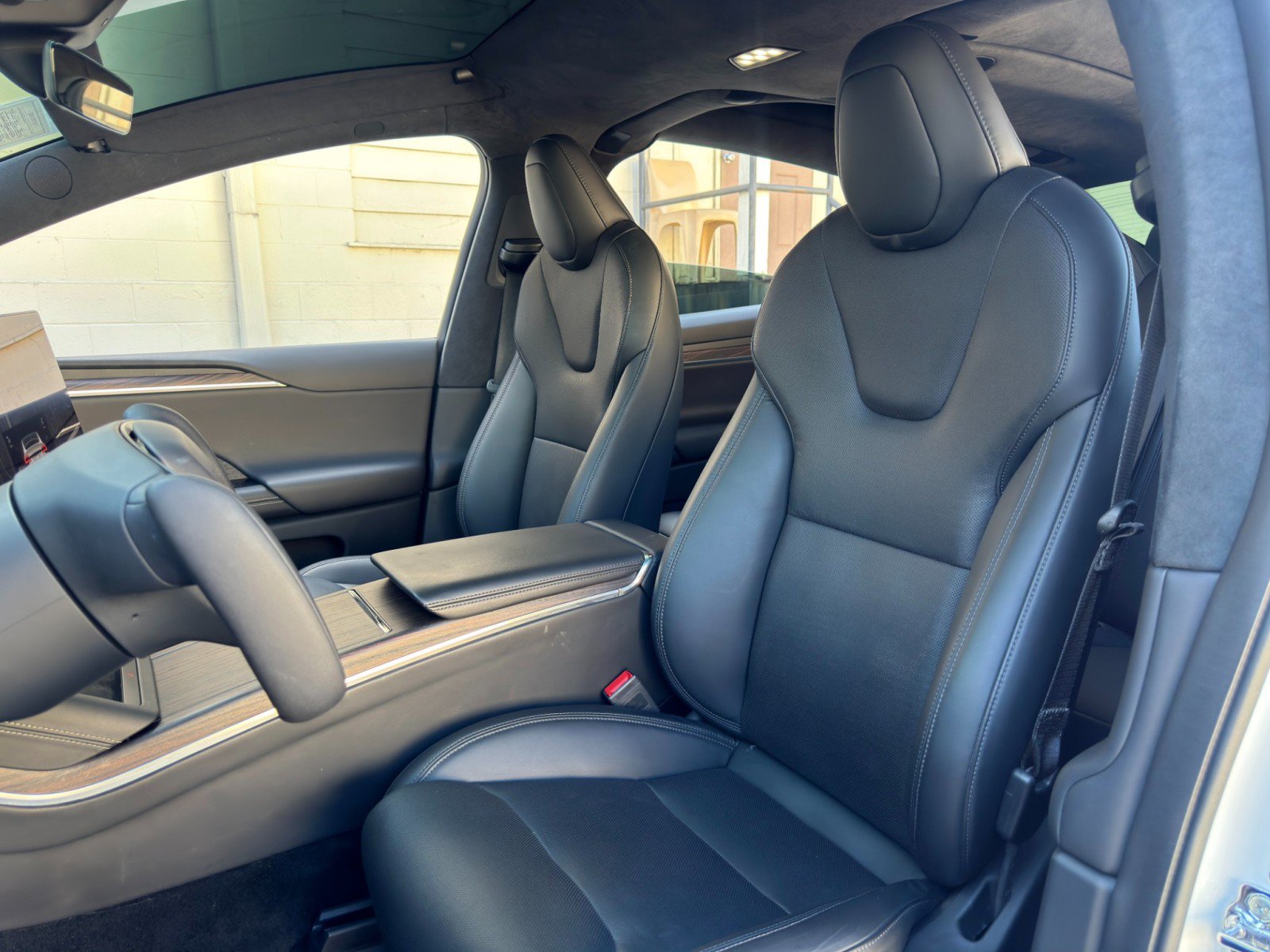Used 2024 Tesla Model X AWD/4WD image 43