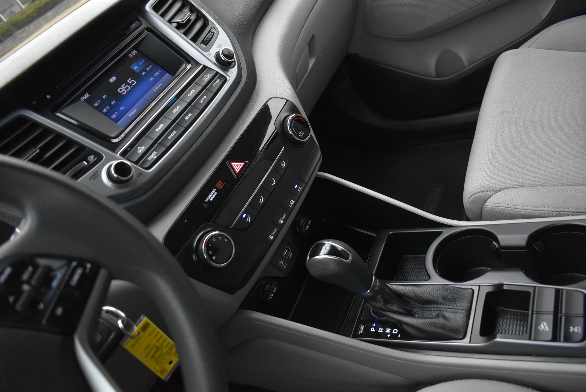 Used 2018 Hyundai Tucson SE image 23