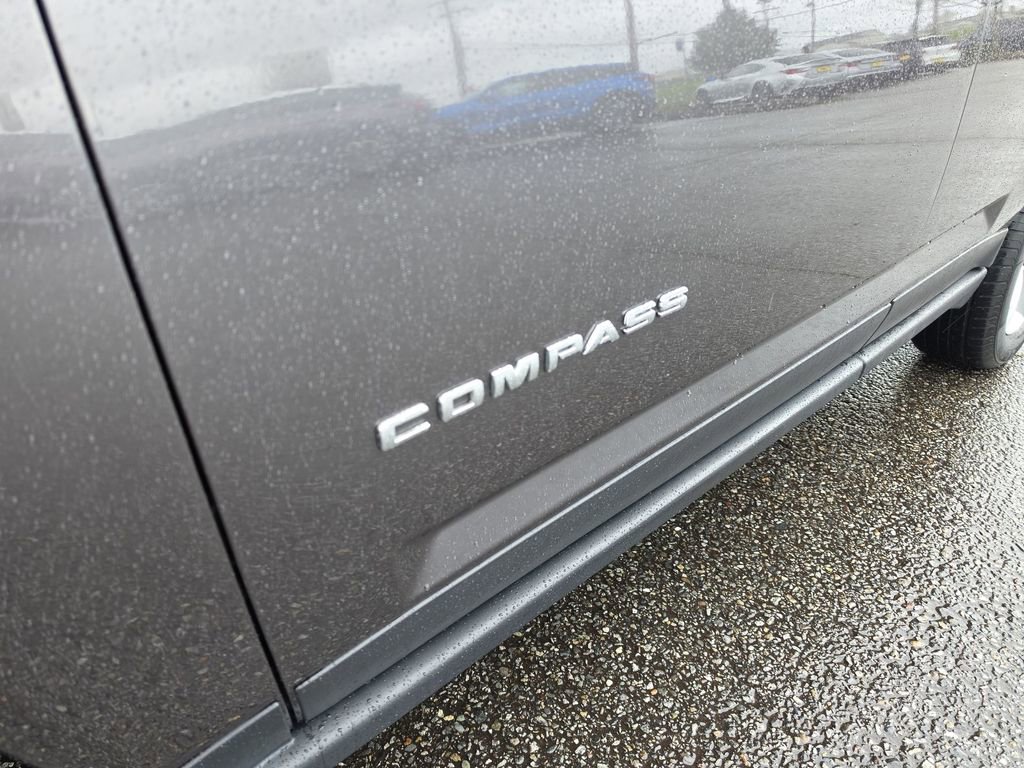Used 2017 Jeep Compass Sport w/ Power Value Group AWD/4WD image 30