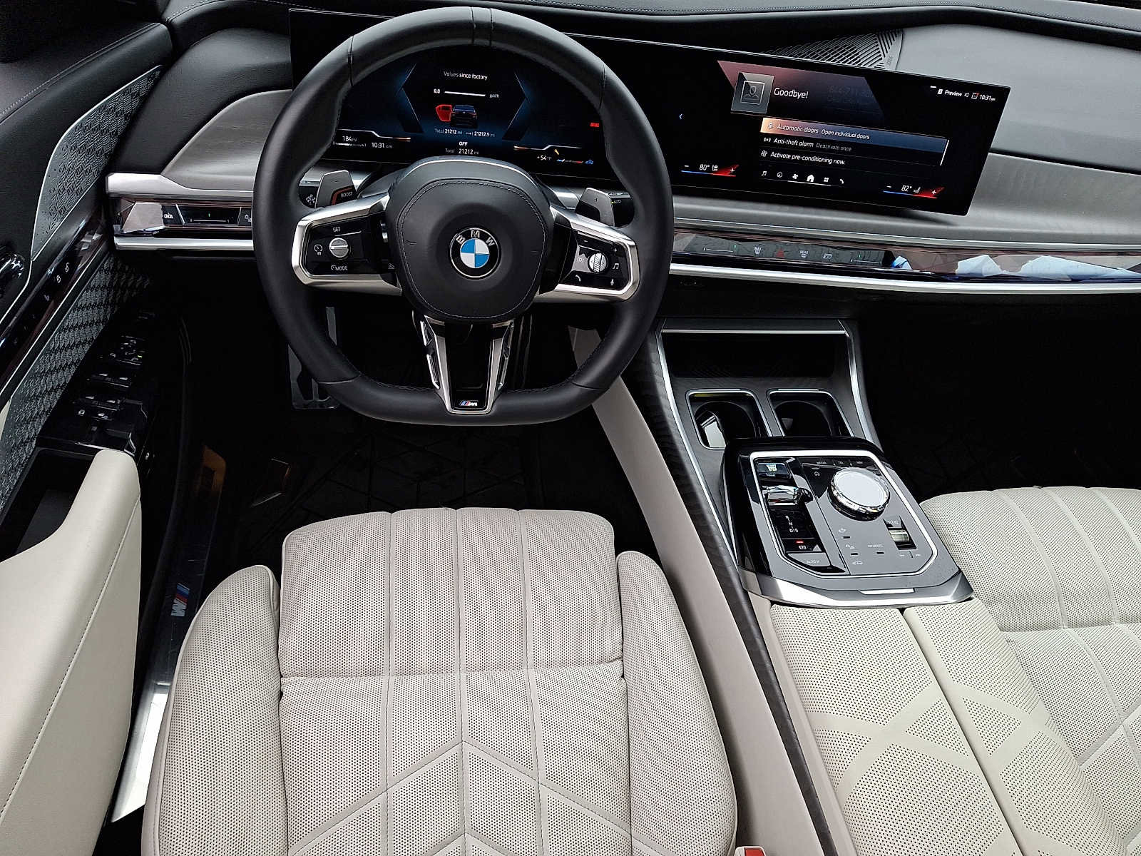 Certified 2024 BMW 760i xDrive w/ Executive Package AWD/4WD image 12