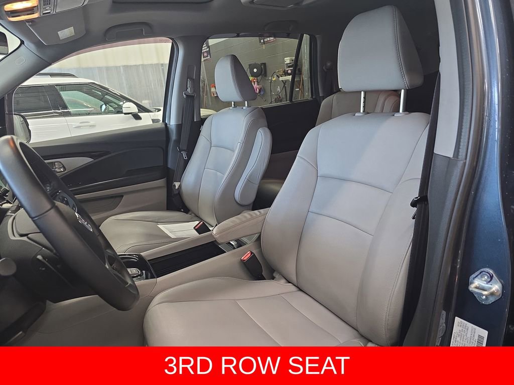 Used 2022 Honda Pilot Touring image 16