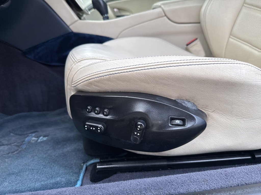 Used 2013 Maserati GranTurismo Sport image 32