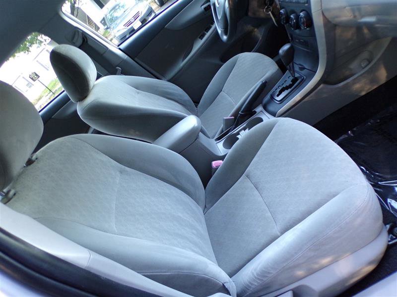 Used 2009 Toyota Corolla LE FWD image 18