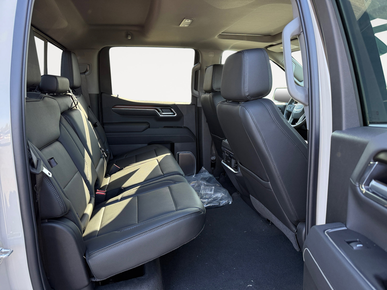 New 2026 GMC Sierra 1500 Denali w/ Technology Package image 18