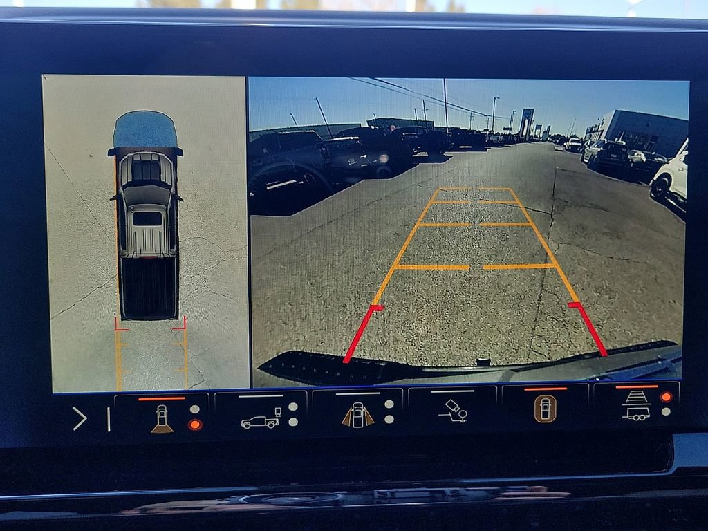 Used 2026 Chevrolet Silverado 1500 ZR2 w/ Dark Appearance Package image 21