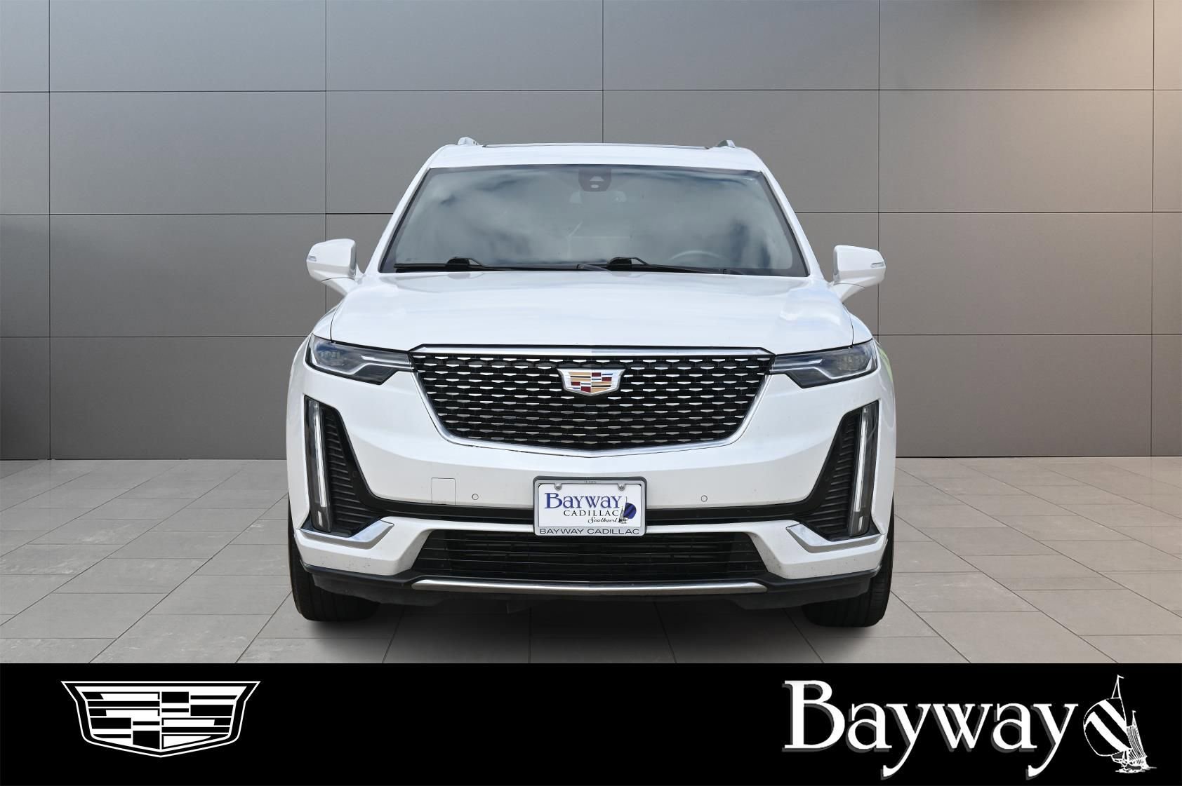 Certified 2023 Cadillac XT6 Luxury FWD image 2