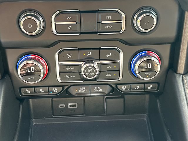 Certified 2024 GMC Yukon AT4 w/ AT4 Premium Package AWD/4WD image 36