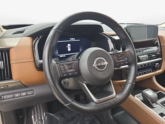 Used 2022 Nissan Pathfinder Platinum w/ Cargo Package FWD image 16