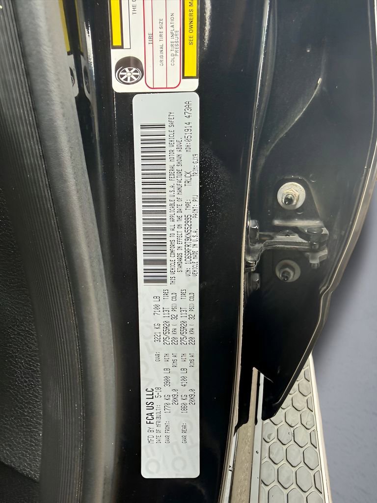 Used 2019 RAM 1500 Laramie AWD/4WD image 37