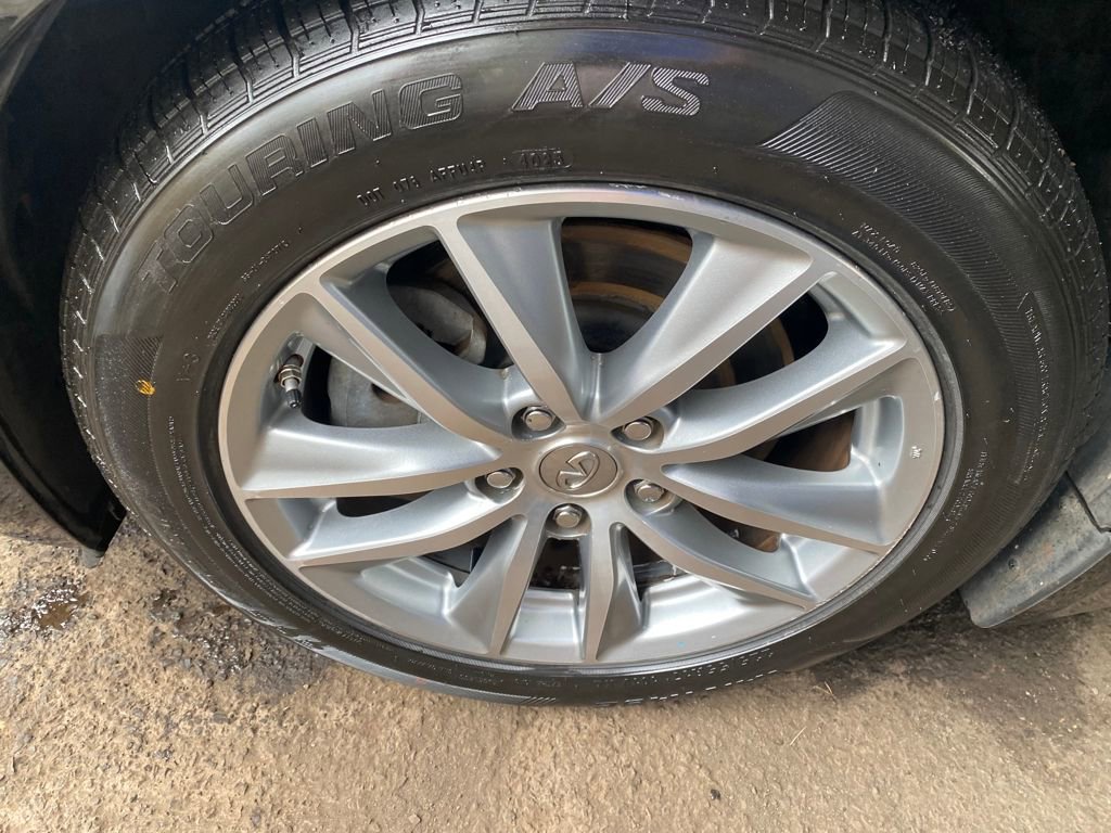 Used 2016 INFINITI Q50 Premium w/ Driver Assistance Package image 27