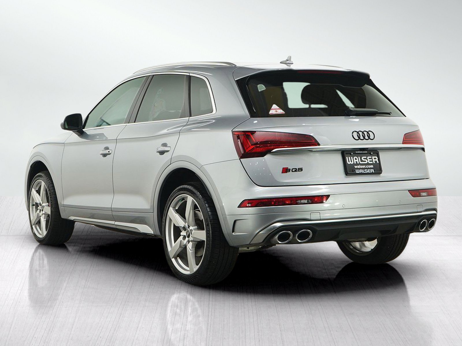 Used 2023 Audi SQ5 Premium Plus AWD/4WD image 3