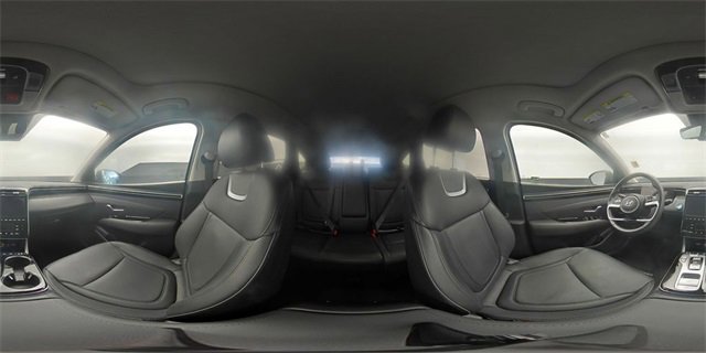 Used 2024 Hyundai Tucson Limited image 25