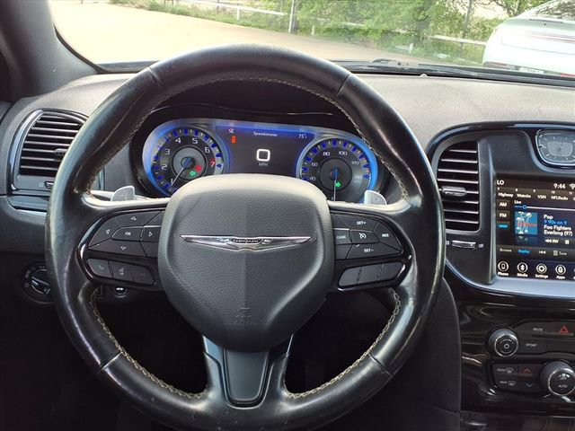 Used 2019 Chrysler 300 S image 19