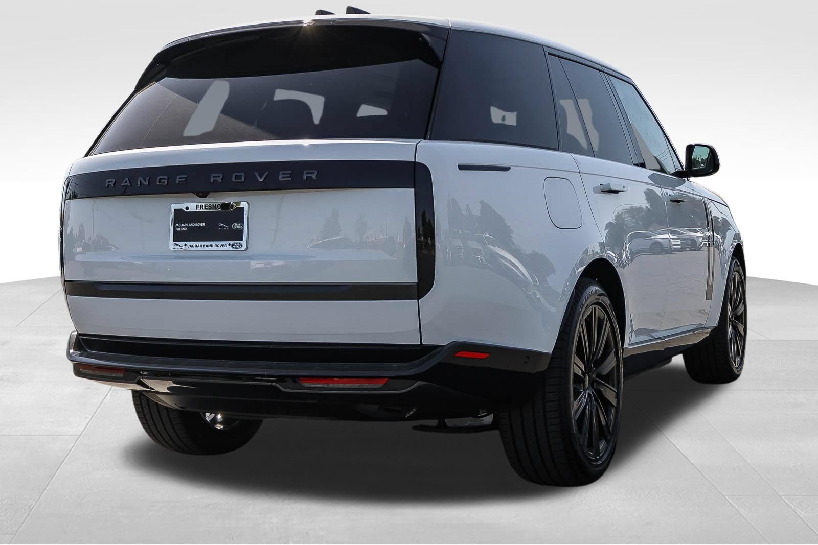 New 2026 Land Rover Range Rover SE AWD/4WD image 5