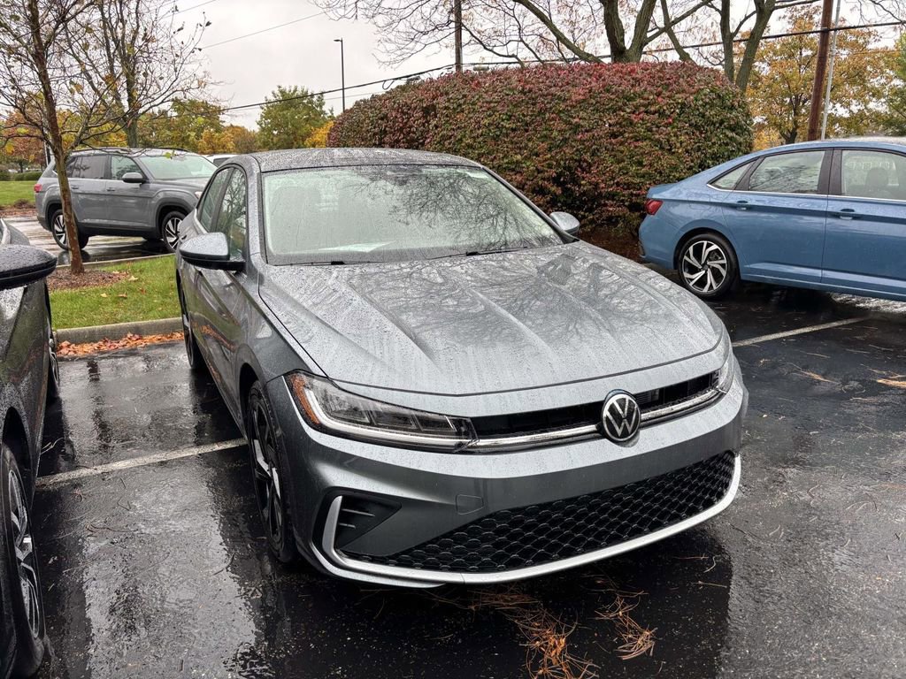 New 2026 Volkswagen Jetta SE image 1