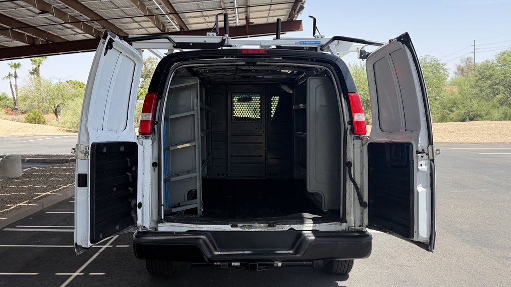 Used 2023 GMC Savana 2500 w/ Driver Convenience Package RWD image 9