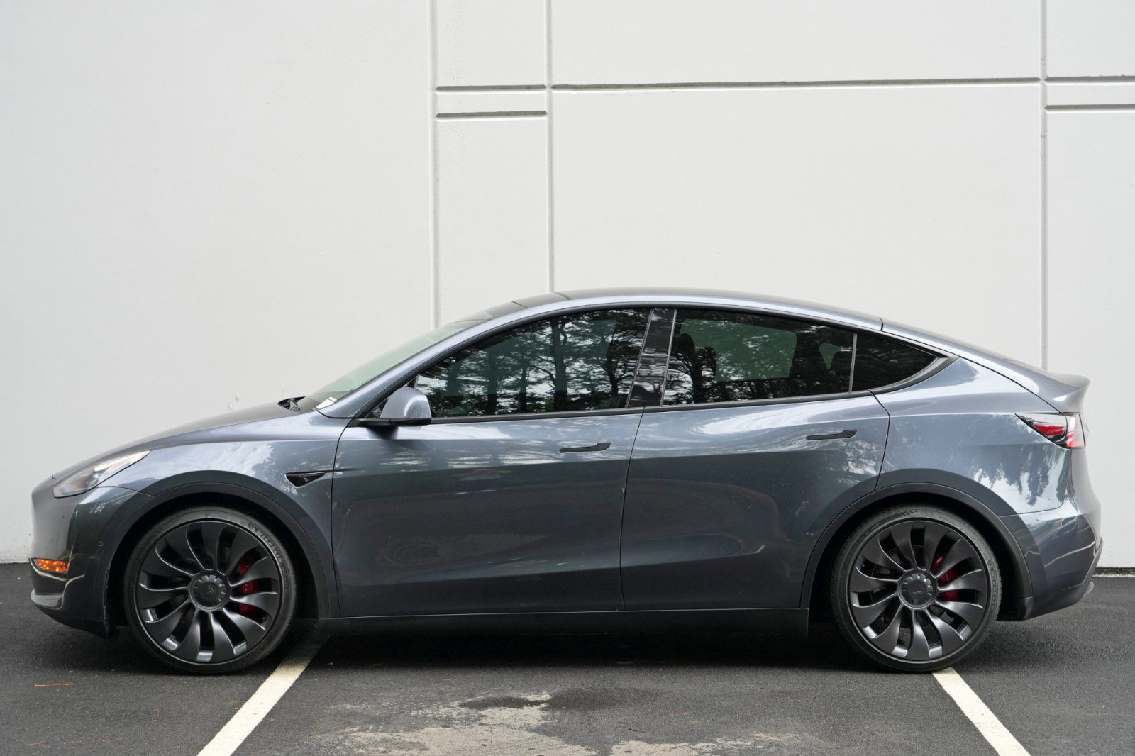 Used 2022 Tesla Model Y Performance AWD/4WD image 49