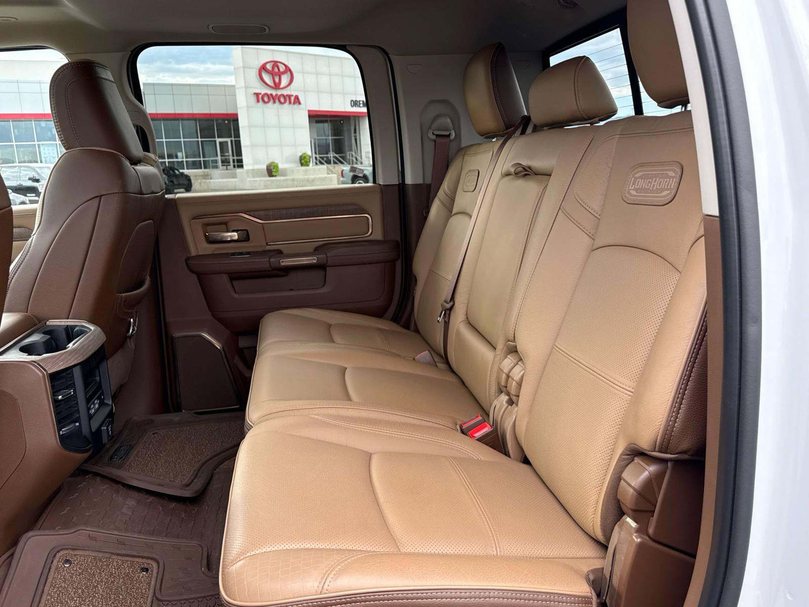 Used 2023 RAM 2500 Limited AWD/4WD image 14