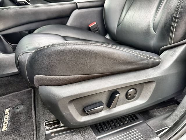 Used 2023 Nissan Rogue SL AWD/4WD image 12