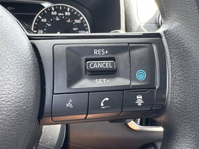 Used 2021 Nissan Rogue SV AWD/4WD image 15
