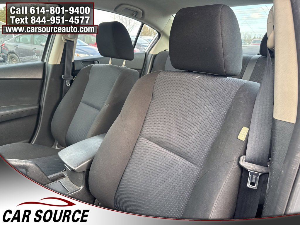 Used 2011 MAZDA MAZDA3 i Sport image 12